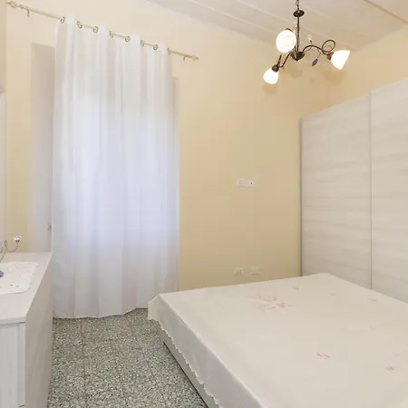 Apartment Bilocale Roma A - Goelba *